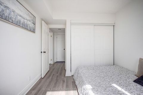 Photo 38 at 417 - 6 Humberline Drive, Clairville, Toronto