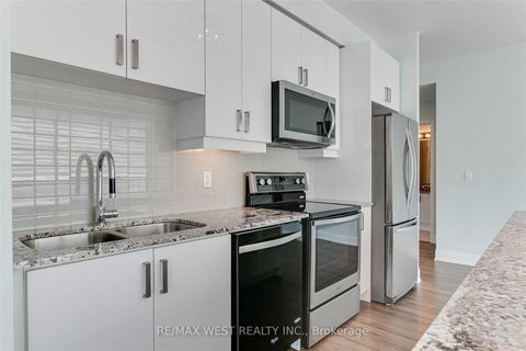 Photo 18 at 3203 - 2900 Highway 7, Concord, Vaughan