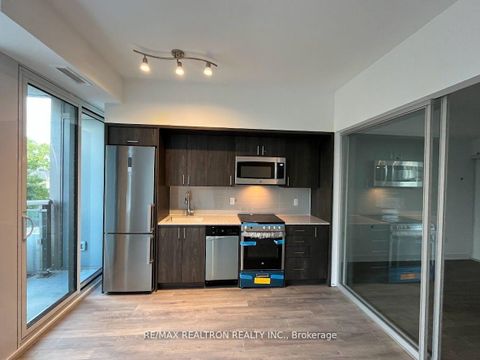 Photo 2 at 308 - 1 Cardiff Road, Mount Pleasant East, Toronto