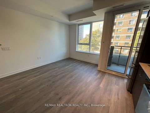Photo 5 at 308 - 1 Cardiff Road, Mount Pleasant East, Toronto