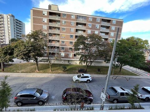 Photo 20 at 308 - 1 Cardiff Road, Mount Pleasant East, Toronto