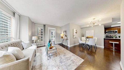 Photo 3 at 1212 - 761 Bay Street, Bay Street Corridor, Toronto