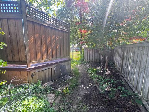 Photo 12 at 36 Benprice Court, Woburn, Toronto