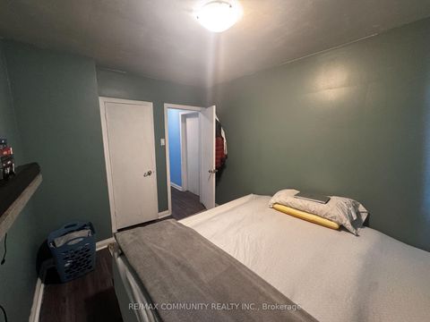 Photo 28 at 36 Benprice Court, Woburn, Toronto