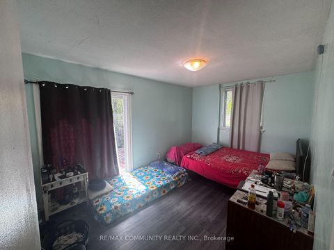 Photo 29 at 36 Benprice Court, Woburn, Toronto