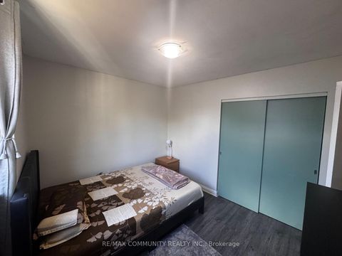 Photo 31 at 36 Benprice Court, Woburn, Toronto