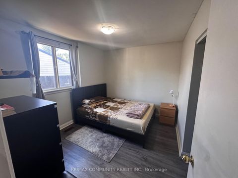 Photo 39 at 36 Benprice Court, Woburn, Toronto