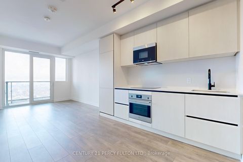 Photo 2 at 4712 - 108 Peter Street, Waterfront Communities C1, Toronto
