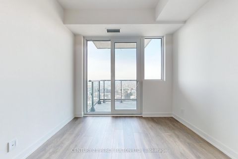 Photo 5 at 4712 - 108 Peter Street, Waterfront Communities C1, Toronto