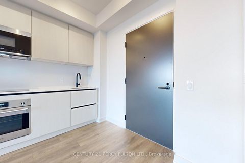 Photo 13 at 4712 - 108 Peter Street, Waterfront Communities C1, Toronto