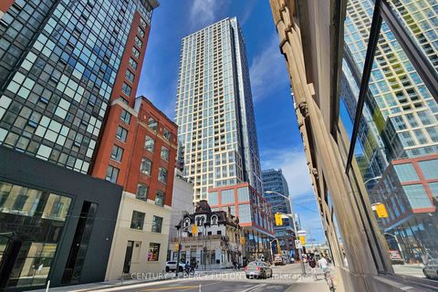 Photo 21 at 4712 - 108 Peter Street, Waterfront Communities C1, Toronto