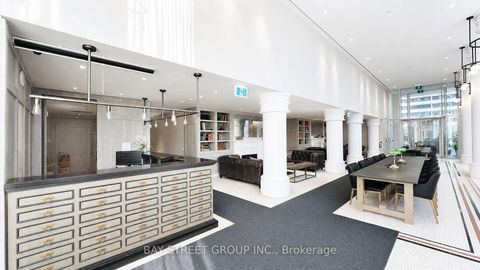 Photo 4 at 517 - 33 Helendale Avenue, Eglinton, Toronto
