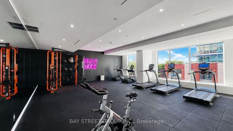 Photo 11 at 517 - 33 Helendale Avenue, Eglinton, Toronto