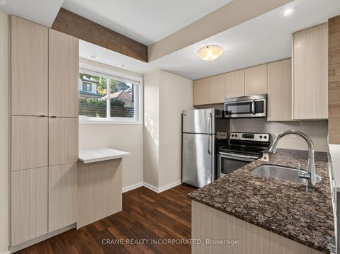 Photo 2 at 108 - 400 Hopewell Avenue, Belgravia, Toronto