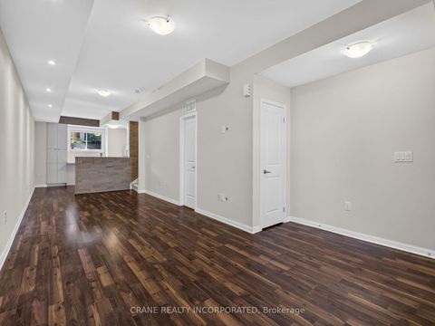 Photo 11 at 108 - 400 Hopewell Avenue, Belgravia, Toronto