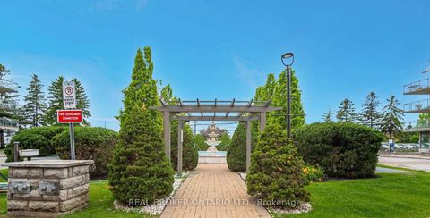 Photo 2 at 314 - 2504 Rutherford Road, Maple, Vaughan
