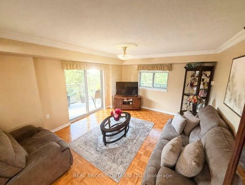 Photo 17 at 314 - 2504 Rutherford Road, Maple, Vaughan