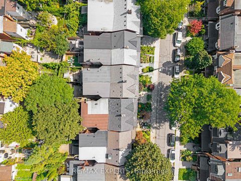 Photo 3 at 54 Marchmount Road, Wychwood, Toronto