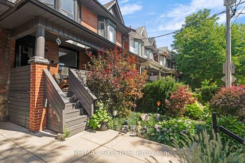 Photo 4 at 54 Marchmount Road, Wychwood, Toronto