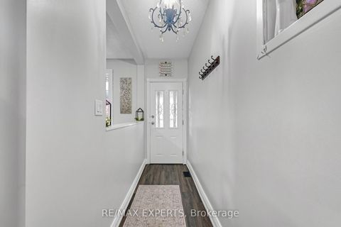 Photo 7 at 54 Marchmount Road, Wychwood, Toronto