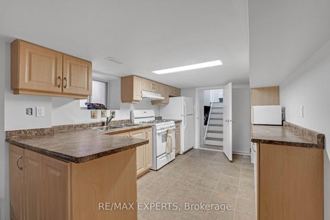 Photo 25 at 54 Marchmount Road, Wychwood, Toronto
