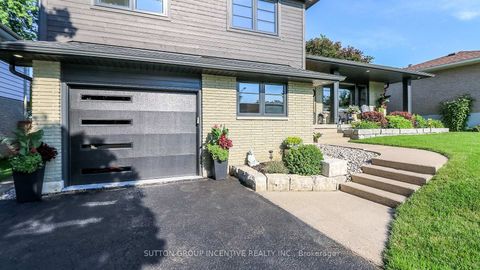 Photo 1 at 40 Varden Avenue, Codrington, Barrie