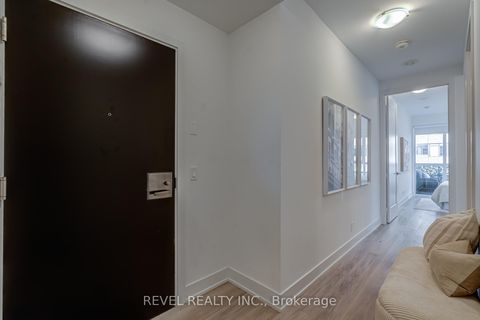 Photo 2 at 1107 - 11 Lillian Street, Mount Pleasant West, Toronto