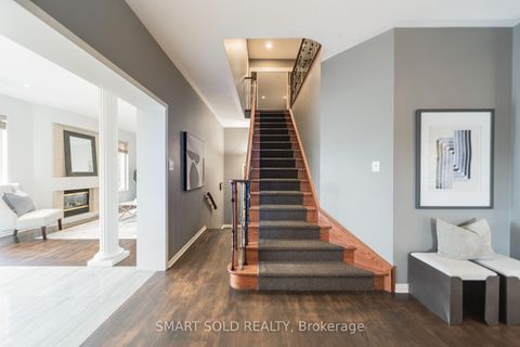 Photo 8 at 16 Courtney Crescent, Jefferson, Richmond Hill