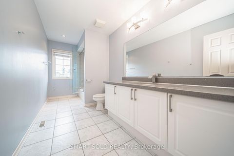 Photo 29 at 16 Courtney Crescent, Jefferson, Richmond Hill