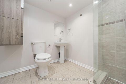 Photo 34 at 16 Courtney Crescent, Jefferson, Richmond Hill