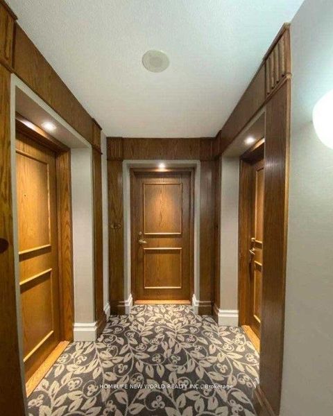 Photo 2 at 806 - 1 Lee Centre Drive, Woburn, Toronto