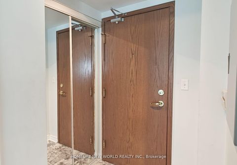 Photo 4 at 806 - 1 Lee Centre Drive, Woburn, Toronto