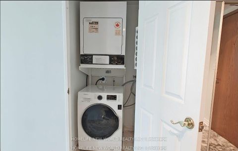 Photo 25 at 806 - 1 Lee Centre Drive, Woburn, Toronto