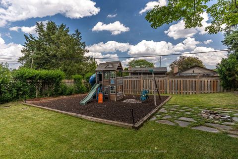 Photo 8 at 5 Hallow Crescent, Kipling, Toronto