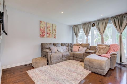 Photo 13 at 5 Hallow Crescent, Kipling, Toronto