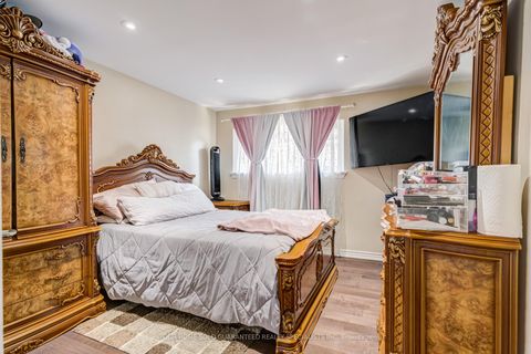 Photo 14 at 5 Hallow Crescent, Kipling, Toronto