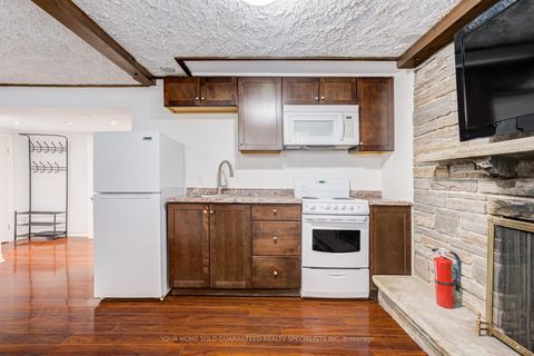 Photo 22 at 5 Hallow Crescent, Kipling, Toronto