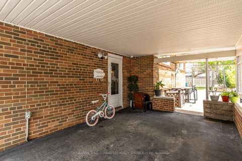 Photo 32 at 5 Hallow Crescent, Kipling, Toronto