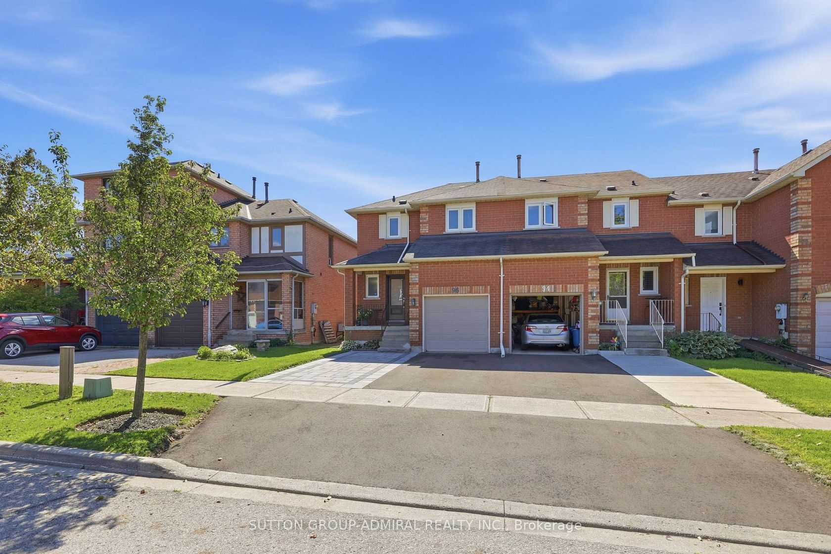 96 Islay Crescent, Maple, Vaughan photo 2
