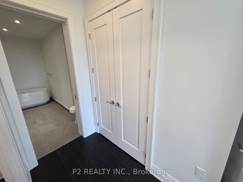 Photo 14 at 407 - 2 Forest Hill, Casa Loma, Toronto