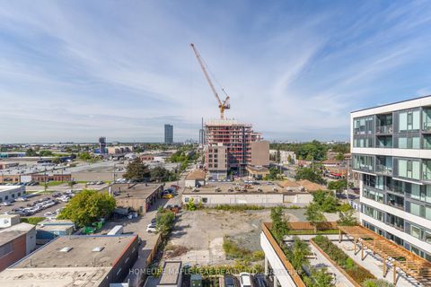 Photo 16 at 703 - 859 The Queensway, Queensway, Toronto