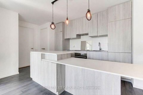 Photo 4 at 1511 - 5 St Joseph Street, Bay Street Corridor, Toronto
