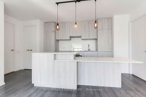 Photo 8 at 1511 - 5 St Joseph Street, Bay Street Corridor, Toronto