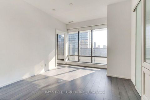 Photo 12 at 1511 - 5 St Joseph Street, Bay Street Corridor, Toronto