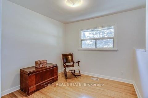 Photo 11 at 40 Barford Road, Kipling, Toronto