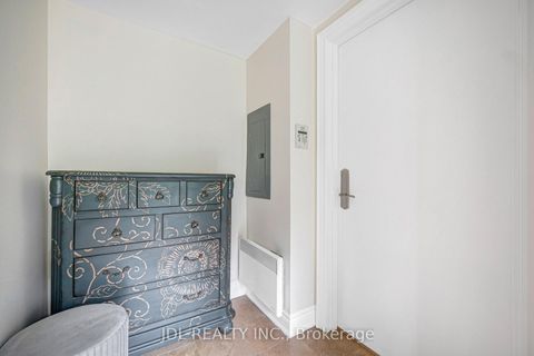 Photo 1 at TH07 - 761 Bay Street, Bay Street Corridor, Toronto