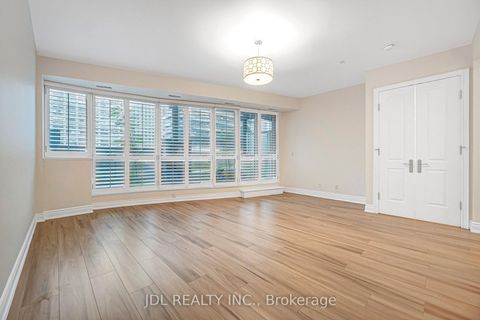 Photo 23 at TH07 - 761 Bay Street, Bay Street Corridor, Toronto