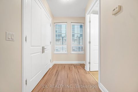 Photo 28 at TH07 - 761 Bay Street, Bay Street Corridor, Toronto