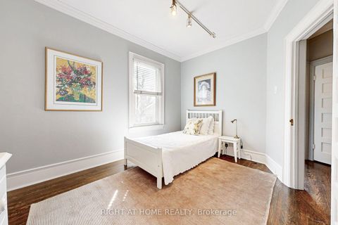Photo 21 at 440 Sackville Street, South St. James Town, Toronto