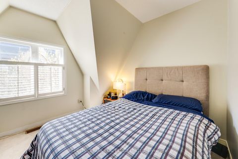 Photo 34 at TH8 - 140 Bathurst Street, Niagara, Toronto